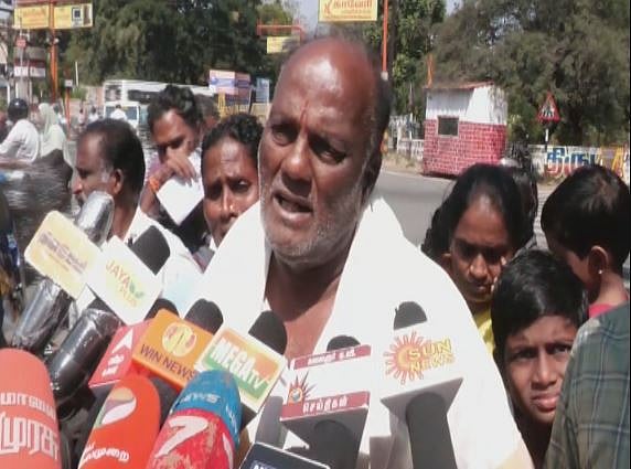 குண்டர்களை வைத்து விவசாயியை மிரட்டும் அதிமுக MLA : சேலம் மாவட்ட ஆட்சியரிடம் பரபரப்பு புகார்!