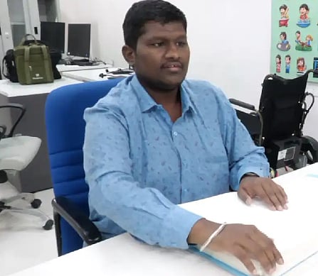 மாற்றுத்திறனாளி இளைஞரை வங்கி அதிகாரியாக மாற்றிய கலைஞர் நூற்றாண்டு நூலகம் : நெகிழ்ச்சி சம்பவம்!