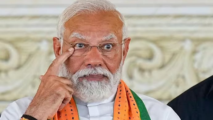 மோடியிடம் கேட்டு தேர்தல் தேதி அறிவிக்கப்பட்டதா? : தேர்தல் ஆணையத்துக்கு வலுக்கும் கண்டனம்!