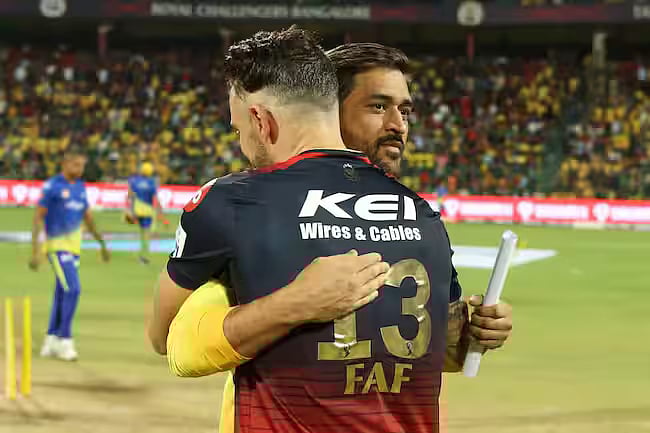 அவரை தோற்கடிக்க வேண்டும் என்ற எண்ணம் இருக்கும், ஆனால்...- தோனி குறித்து நெகிழ்ச்சியாக பேசிய டு பிளேஸிஸ் !