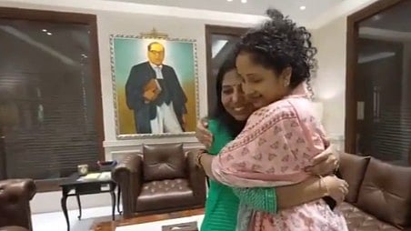 ”2 வலிமையான பெண்களை பார்த்து பாஜக நிச்சயம்  பயப்படும்” :  அதிஷி மர்லினா அதிரடி!