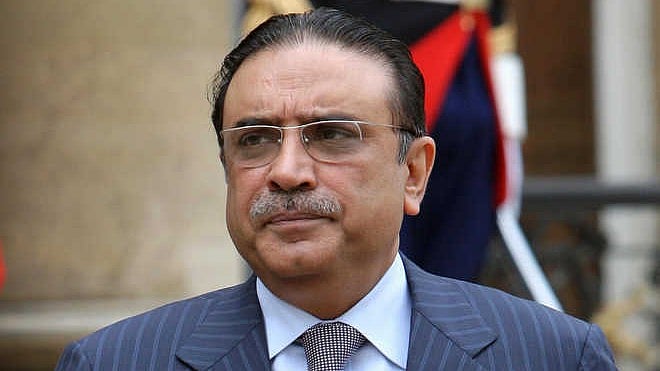 பாகிஸ்தான் அதிபராக தேர்ந்தெடுக்கப்பட்ட ஆசிப் அலி ஜர்தாரி : முடிவுக்கு வந்த அரசியல் குழப்பம் !