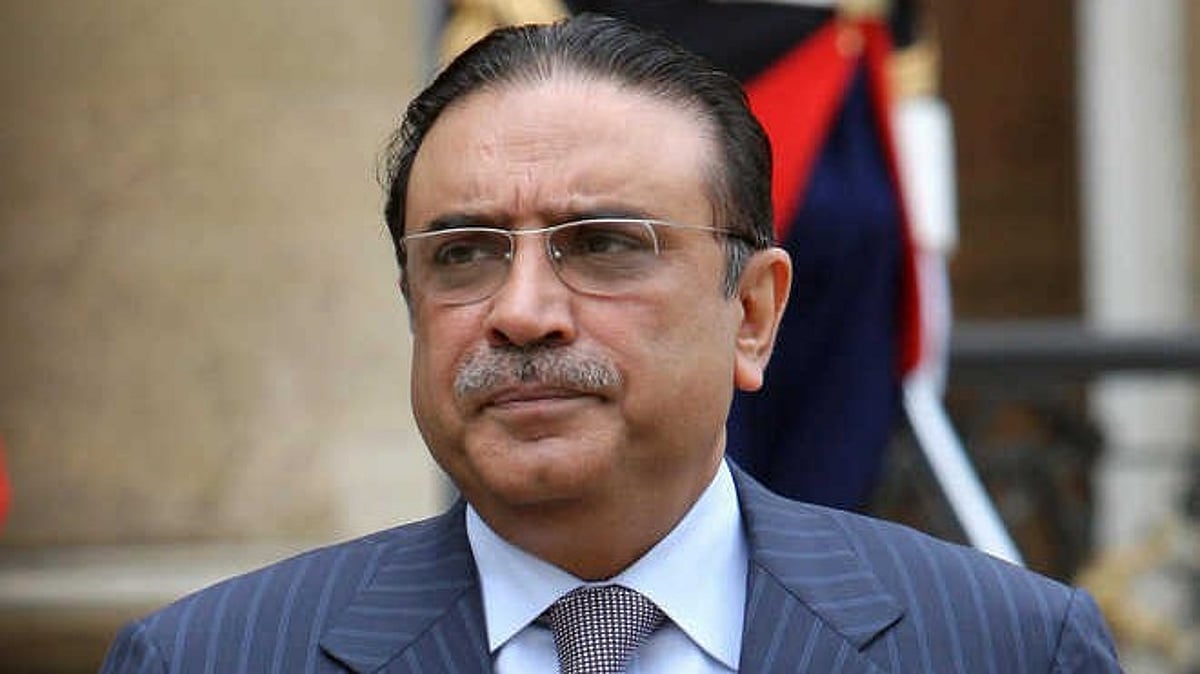 பாகிஸ்தான் அதிபராக தேர்ந்தெடுக்கப்பட்ட ஆசிப் அலி ஜர்தாரி : முடிவுக்கு வந்த அரசியல் குழப்பம் !