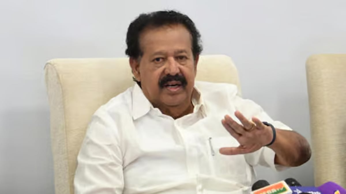 முன்னாள் அமைச்சர் பொன்முடியின் தண்டனை நிறுத்திவைப்பு: உச்சநீதிமன்றம் தீர்ப்பு- மீண்டும் MLA- ஆக வாய்ப்பு!