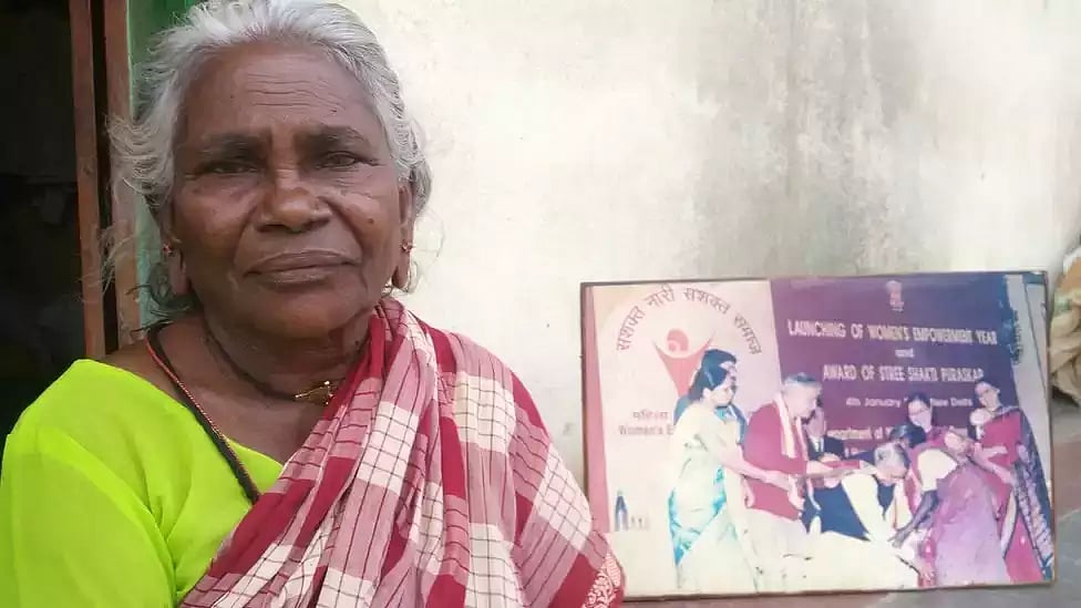 முதலமைச்சர் அறிவித்த 2 நாளில் தொடங்கிய வீடு கட்டும் பணி: நன்றி தெரிவித்த பத்மஸ்ரீ திருமதி சின்னப் பிள்ளை!