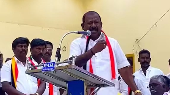 ’அ.தி.மு.க ஓட்டுக்குப் பணம் கொடுங்கள்’ : கள்ளக்குறிச்சி அ.தி.மு.க வேட்பாளர் பேச்சால் சர்ச்சை!