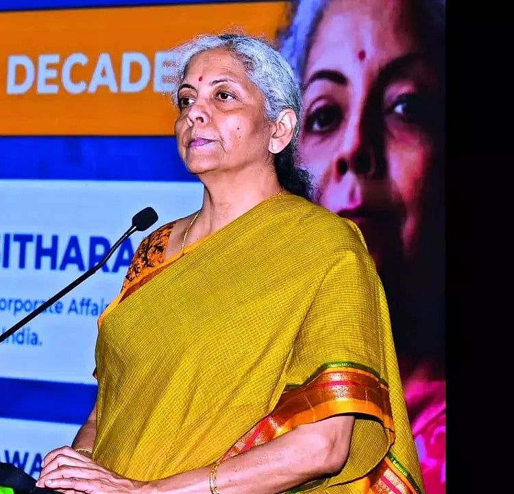 தேர்தல் விதிகளை மீறிய மோடி, நிர்மலா சீதாராமன் - தேர்தல் ஆணையத்தில் புகாரளித்த திமுக !