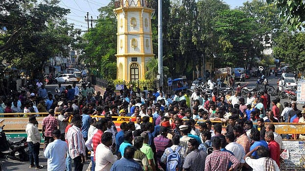 புதுச்சேரி சிறுமி வன்கொடுமை, கொலை விவகாரம் : கஞ்சா போதை குற்றவாளிகள் சிக்கியது எப்படி ?