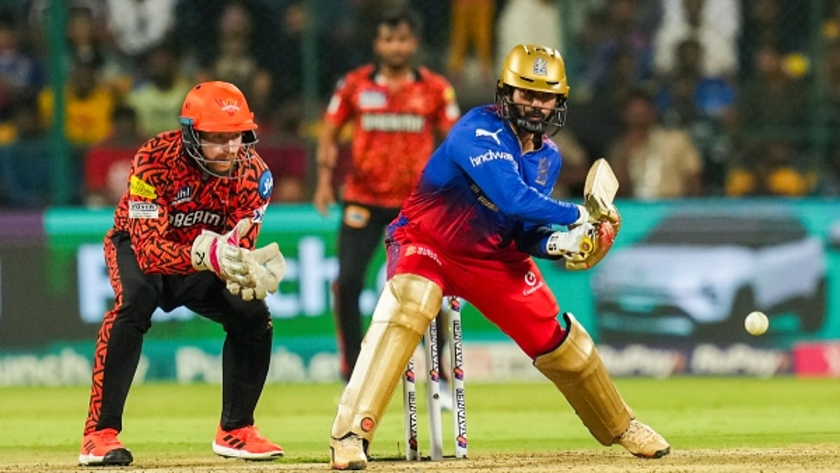 ஹைதராபாத் அணிக்கு மரண பயத்தை காட்டிய தினேஷ் கார்த்திக் : மைதானமே தலைவணங்கிய Goosebumps தருணம் !