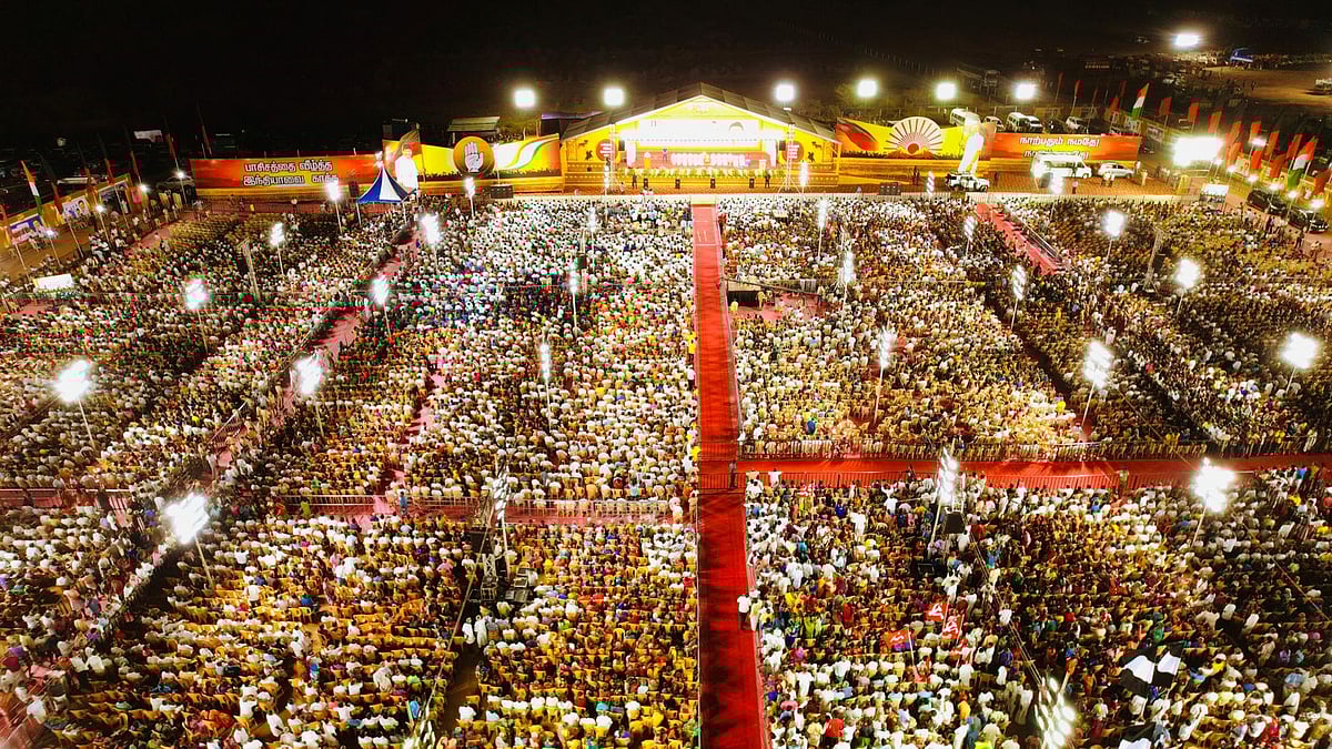 1,930 கிலோ மீட்டர் பயணம்... 2 கோடி மக்களைச் சந்தித்த முதலமைச்சர் மு.க.ஸ்டாலின் - புகைப்பட தொகுப்பு!