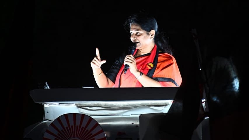 ”மொழிப்போர் தியாகிகளை கொச்சைப்படுத்திய அண்ணாமலையை விரட்டி அடிப்போம்” : கனிமொழி ஆவேசம்!