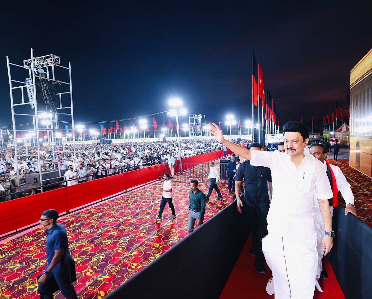 “கலவரம் செய்யும் பாஜக, திருப்பூரை மணிப்பூர் ஆக்கிடுவிடும்” : திருப்பூரில் முதலமைச்சர் மு.க.ஸ்டாலின் உரை!