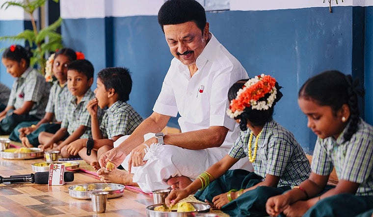 கனடாவிலும் ‘காலை உணவுத் திட்டம்’ - முதலமைச்சரின் தொலைநோக்குப் பார்வைக்கு கிடைத்த மிகப்பெரிய வெற்றி !