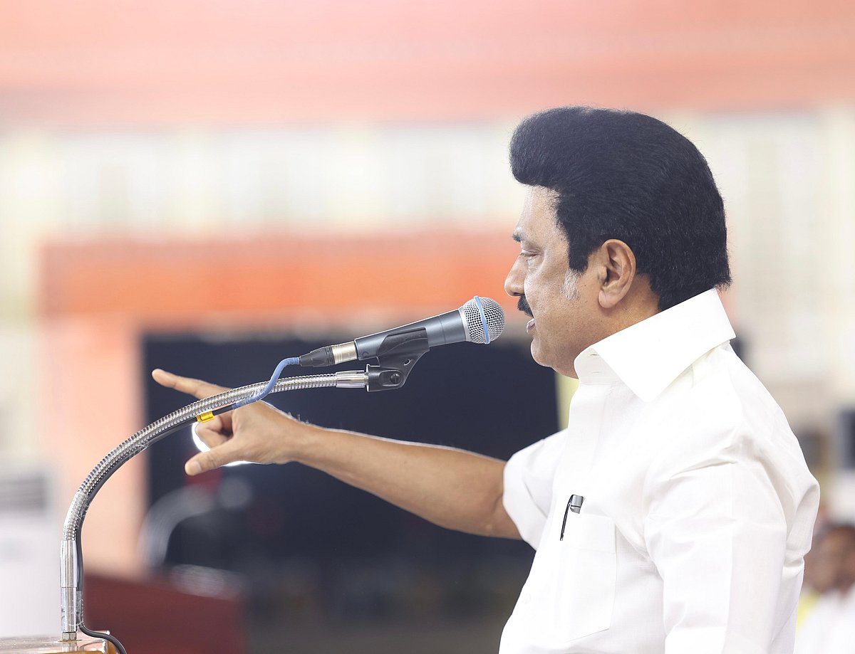 1,930 கிலோ மீட்டர் பயணம்... 2 கோடி மக்களைச் சந்தித்த முதலமைச்சர் மு.க.ஸ்டாலின் - புகைப்பட தொகுப்பு!