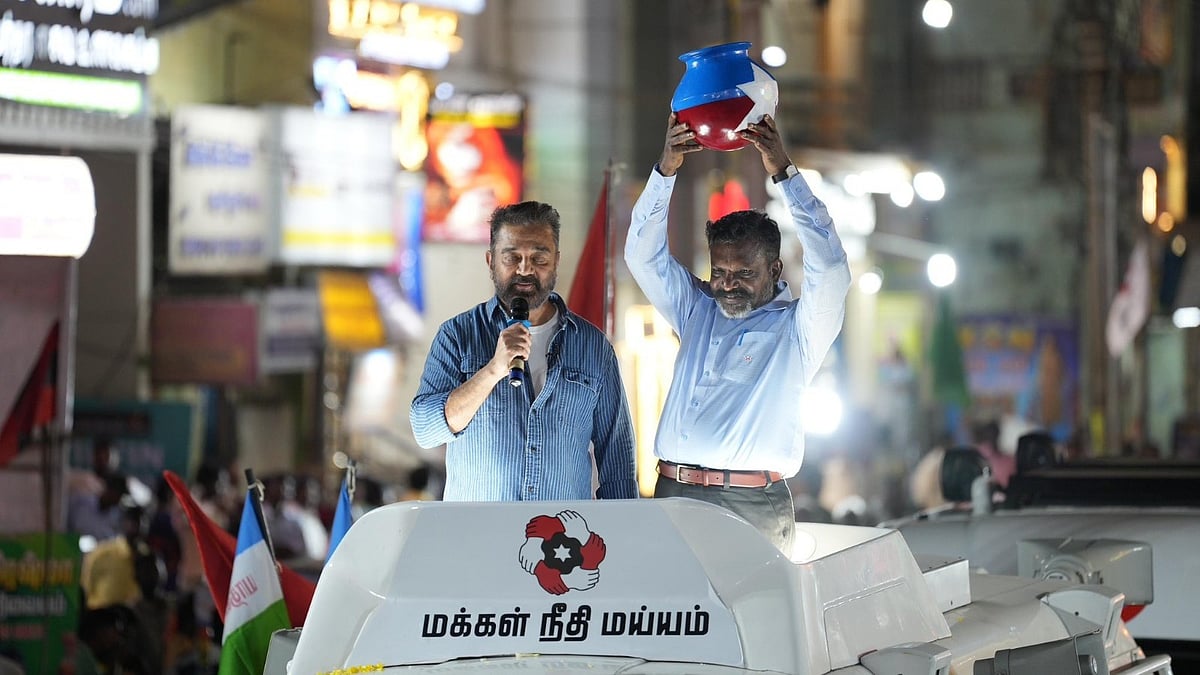 இலங்கை விவகாரம் : “10 ஆண்டுகாலமாக பாஜக என்ன செய்தது?” - வெளுத்து வாங்கிய கமல்ஹாசன் !