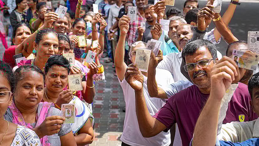 தமிழ்நாட்டில் தொகுதி வாரியாக நடந்த வாக்குப்பதிவு சதவிகிதம் : முழு விவரம் என்ன ?