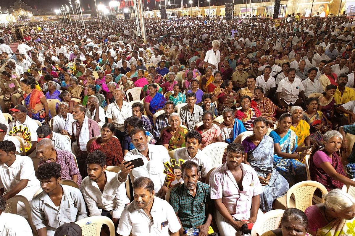 1,930 கிலோ மீட்டர் பயணம்... 2 கோடி மக்களைச் சந்தித்த முதலமைச்சர் மு.க.ஸ்டாலின் - புகைப்பட தொகுப்பு!