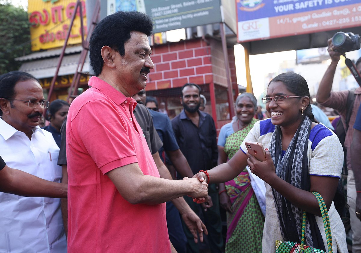 1,930 கிலோ மீட்டர் பயணம்... 2 கோடி மக்களைச் சந்தித்த முதலமைச்சர் மு.க.ஸ்டாலின் - புகைப்பட தொகுப்பு!