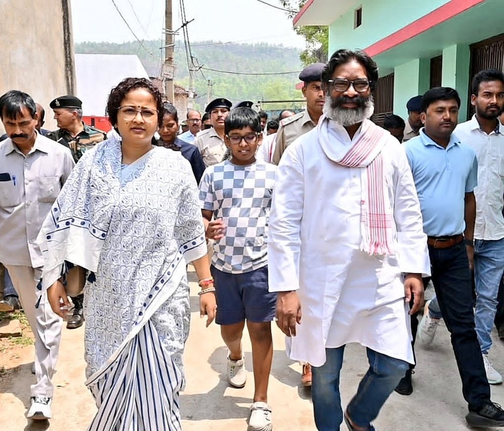 ஒரு நாள் ஜாமீனில் வெளிவந்த ஹேமந்த் சோரன் : பாஜகவை மறைமுகமாக விமர்சித்து கூறியது என்ன ?