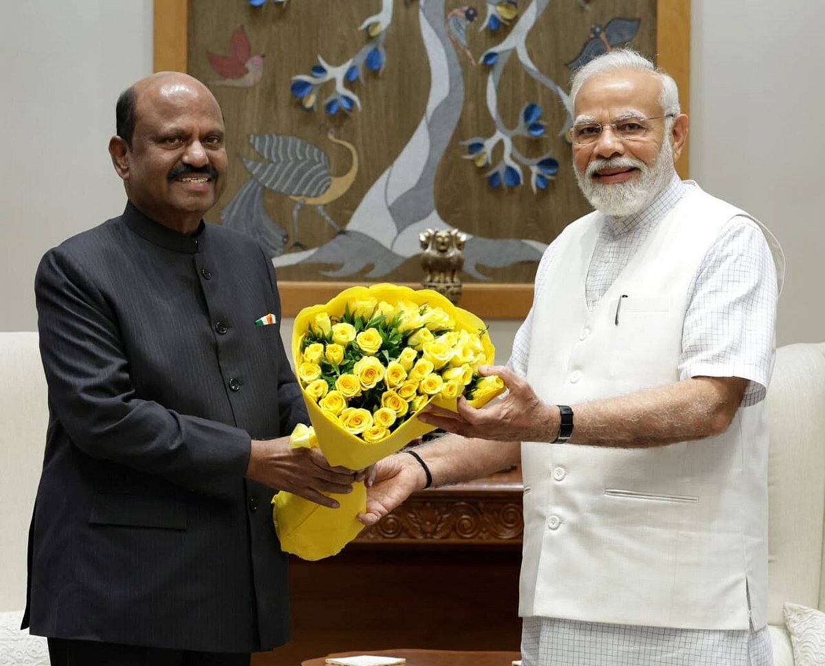 மேற்கு வங்க ஆளுநர் மீது பாலியல் புகார் - மோடி கொல்கத்தா நேரத்தில் செல்லும் வெளிவந்த அதிர்ச்சி !