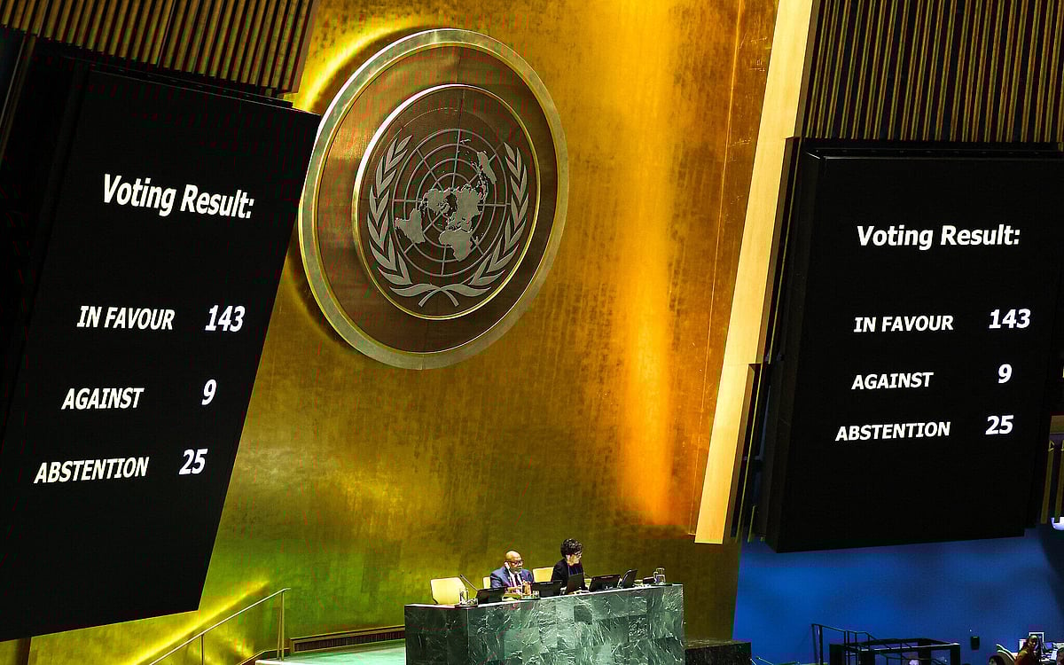 பாலஸ்தீனத்தை உறுப்பு நாடாக அங்கீகரிக்க வேண்டும் : ஐ.நா-வில் நிறைவேறிய தீர்மானம் ! 