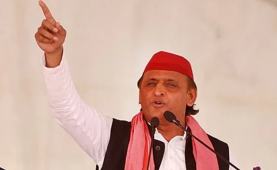 தடுப்பூசி விவகாரம் - சொந்தநாட்டு மக்களின் உயிரை பணயம் வைத்த பா.ஜ.க : அகிலேஷ் குற்றச்சாட்டு!