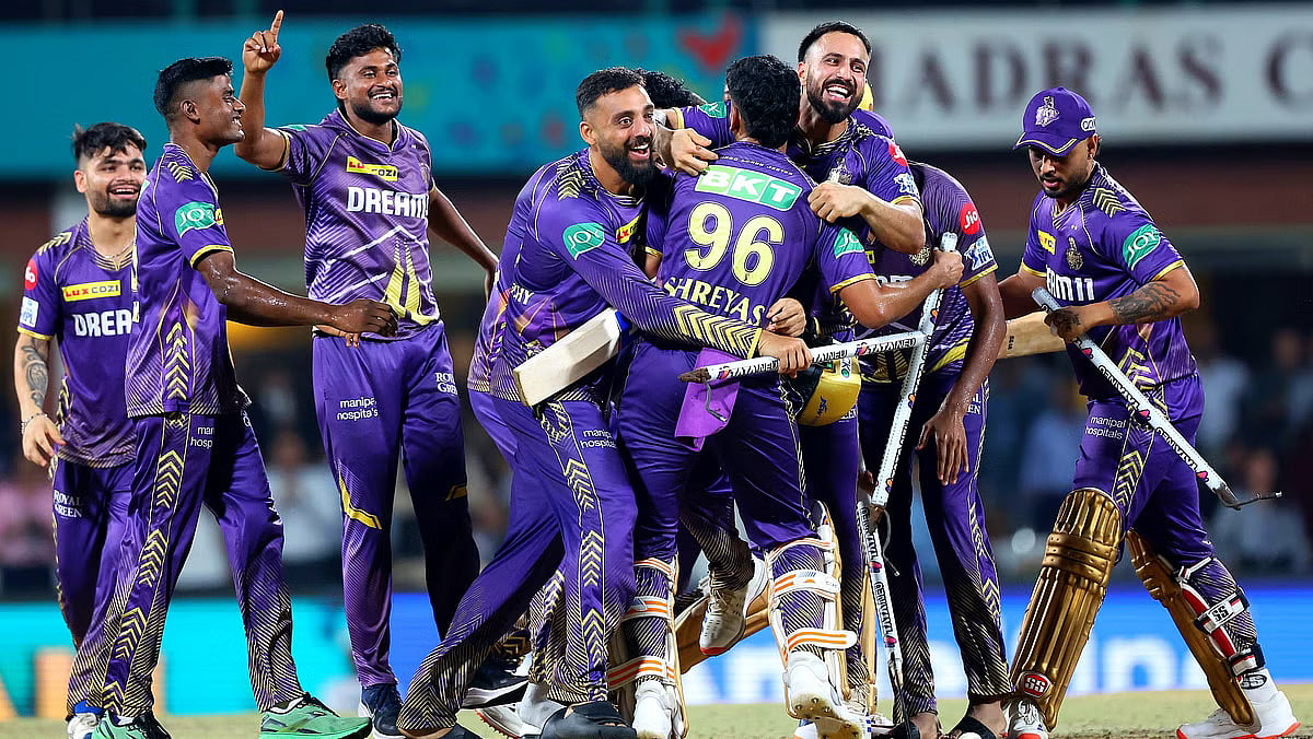 மூன்றாவது முறையாக கோப்பையை வென்ற KKR : 10 ஆண்டுகளுக்கு பிறகு மீண்டும் கோப்பையை வென்று அசத்தல் !