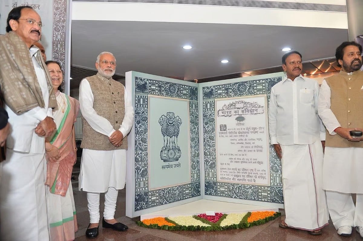 மீண்டும் மீண்டும் அரசியல் சாசனத்தை குறிவைக்கும் பாஜக - ராஜஸ்தான் துணை முதல்வர் பேச்சால் சர்ச்சை !