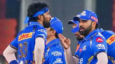 "அவ்வளவுதான், மும்பை இந்தியன்ஸ் அணியின் கதை முடிந்து விட்டது" - இர்பான் பதான் கருத்து !