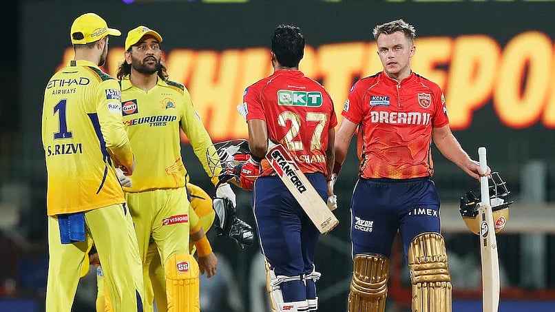 பேட்டிங்கில் சொதப்பிய CSK : பஞ்சாப் அணி அபார வெற்றி... சென்னையில் பிளே ஆஃப் வாய்ப்புக்கு சிக்கல் !  