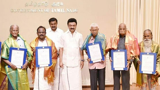 எண்ணற்ற தமிழ் வளர்ச்சித் திட்டங்கள் : தமிழர்களின் நெஞ்சங்களில் நிறைந்திருக்கும் முதலமைச்சர் மு.க.ஸ்டாலின்