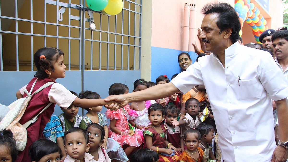 அனைத்து அரசுப் பள்ளிகளிலும் இணையதள வசதி! : தமிழ்நாடு அரசு நடவடிக்கை!