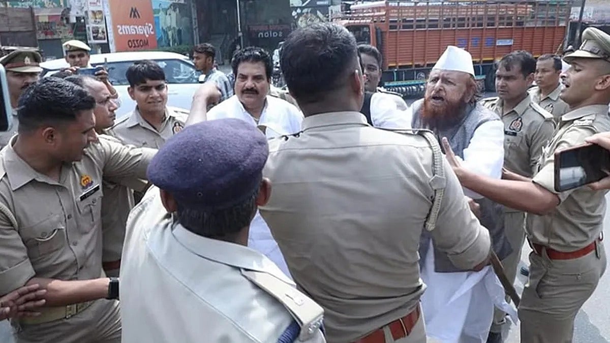 வாக்களிக்க விடாமல் இஸ்லாமியர்கள் மீது போலீசார் கொடூரத் தாக்குதல் - தலைவிரித்தாடும் பாஜகவின் அராஜகம்!