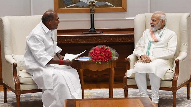 “புதுச்சேரி பாஜக கூட்டணி அரசில் லஞ்சம் கொடுக்காமல் எதுவும் நடக்காது” - பாஜக MLA-க்கள் புகாரால் அதிர்ச்சி!