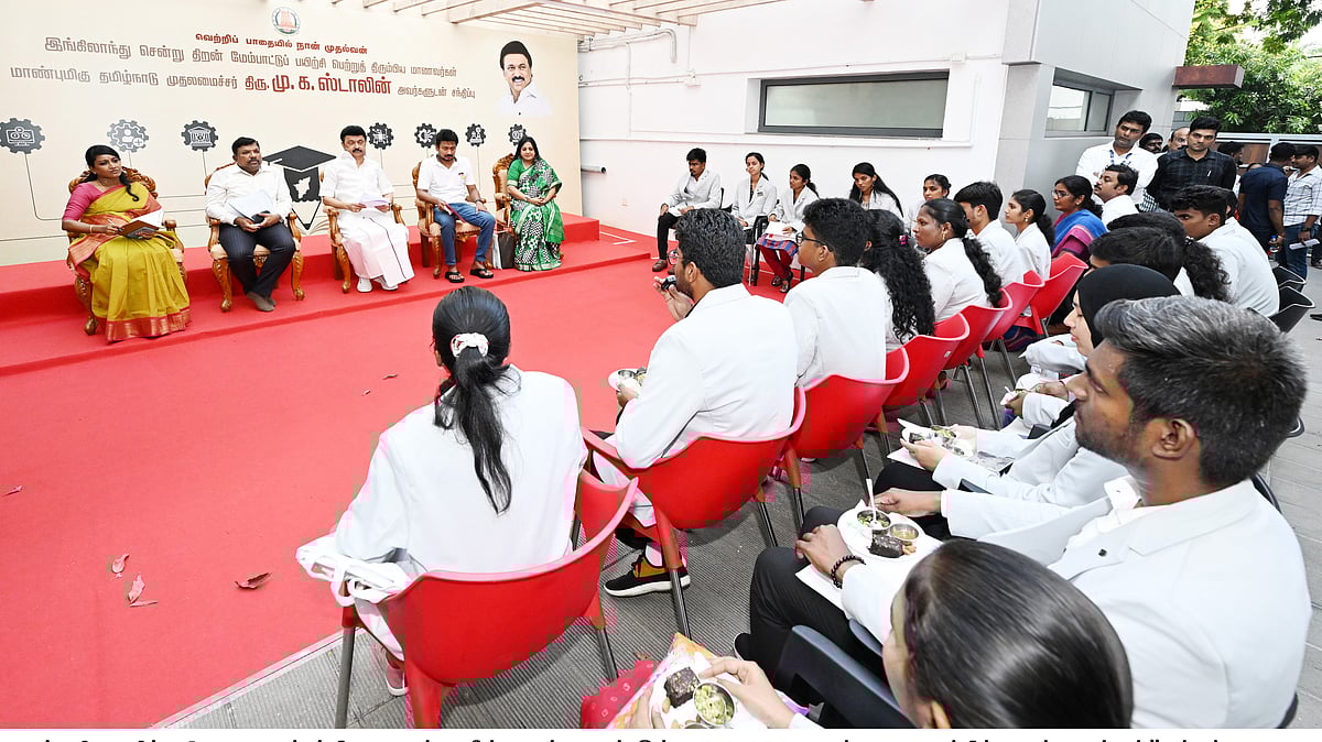 'நான் முதல்வன்' திட்டம் : "எங்கள் அறிவை வளர்த்துக்கொண்டோம்"- மாணவர்கள் மகிழ்ச்சி !