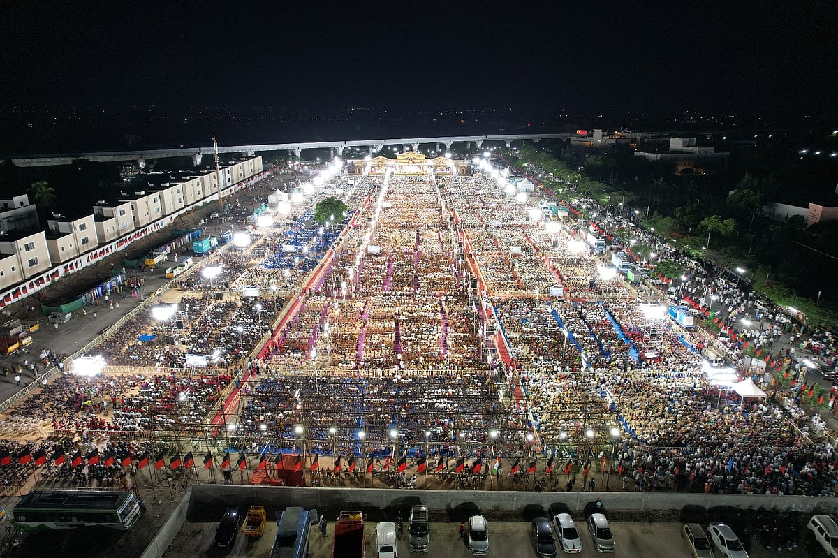 கழக அரசின் 40-க்கு 40 வரலாற்று வெற்றிக் கொண்டாட்டம் : கோவையில் தொடங்கிய முப்பெரும் விழா !