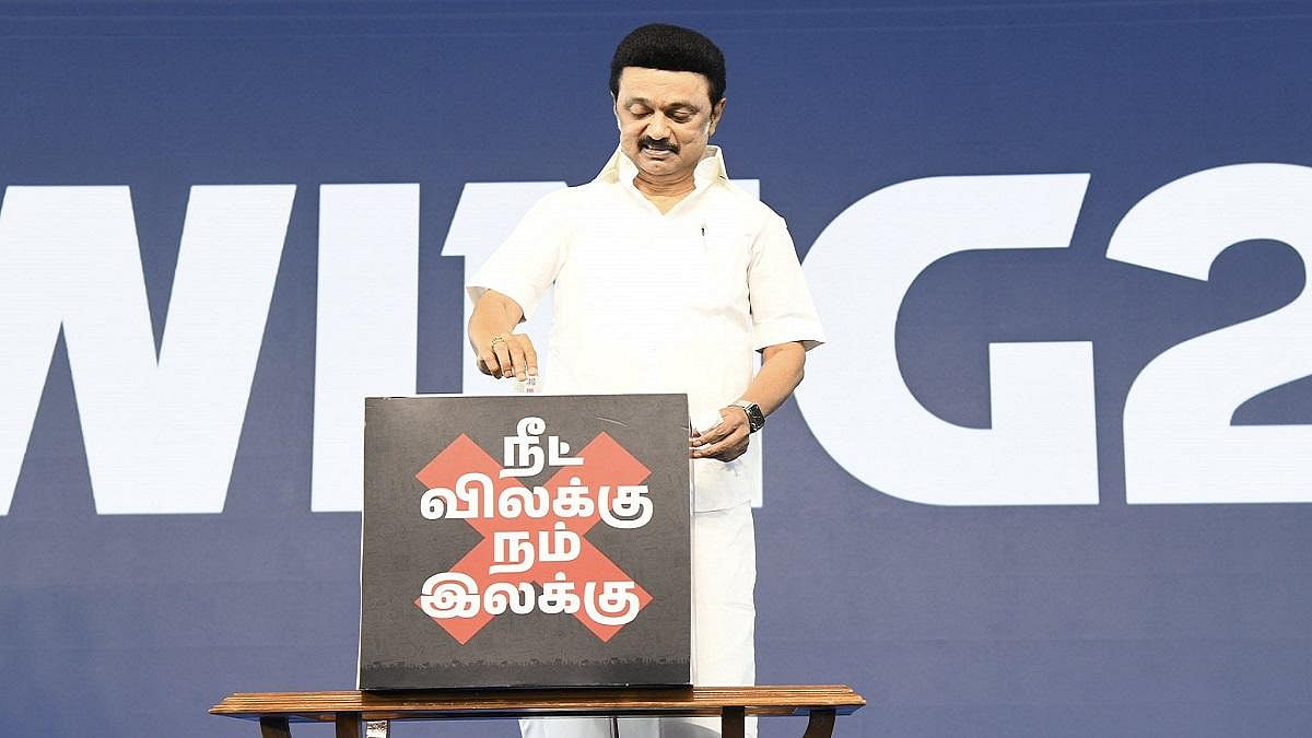 மக்கள் மத்தியில் அம்பலமான நீட் திருட்டு : ஆதாரங்களுடன் கூறும் முரசொலி! 