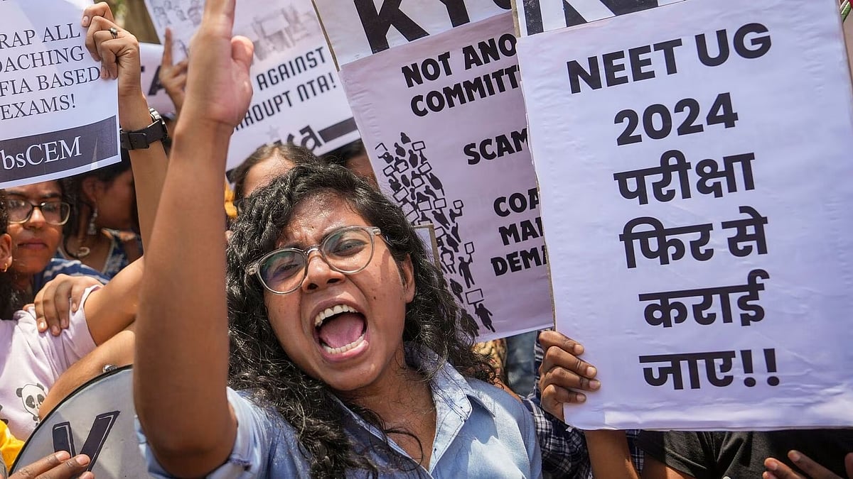 நீட் முறைகேடு : திமுக மாணவரணி சார்பில் மாபெரும் கண்டன ஆர்ப்பாட்டம்... எங்கே ? எப்போது? - முழு விவரம் !