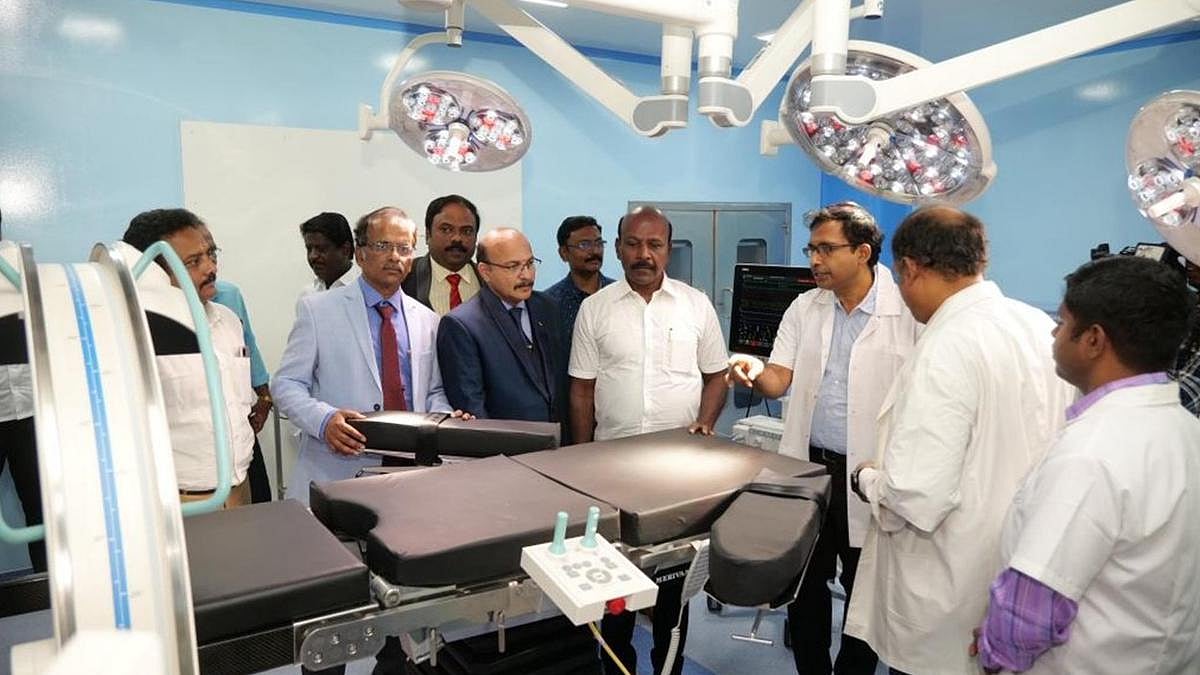 கலைஞர் நூற்றாண்டு உயர்சிறப்பு மருத்துவமனை ஓர் ஆண்டு : பல்லாயிரம் உயிர்களை காப்பாற்றி சாதனை!