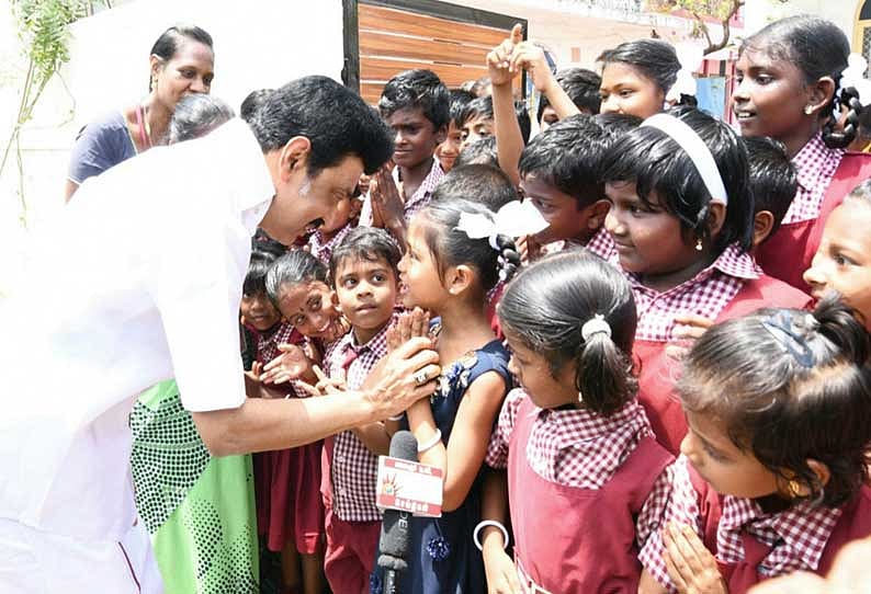 “கல்வியை மாநிலப் பட்டியலுக்கு மாற்ற தயாரா?” - ஜனநாயக காப்பாளர்களான பா.ஜ.க.வினருக்கு முரசொலி கேள்வி !