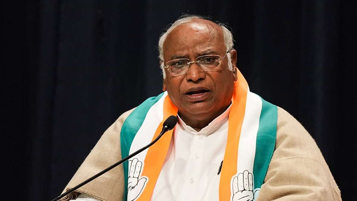 "இந்திய எல்லையில் சீனா ஊடுருவி வருவதை தடுக்காத மோடி அரசு" - மல்லிகார்ஜுன கார்கே விமர்சனம் !