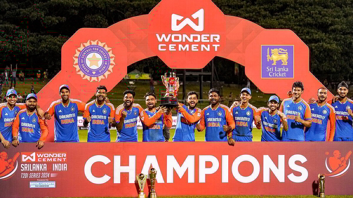 இலங்கையை White Wash செய்த இந்திய அணி... முதல் தொடரிலேயே முத்திரை பதித்த கம்பீர் - சூர்யா இணை ! 