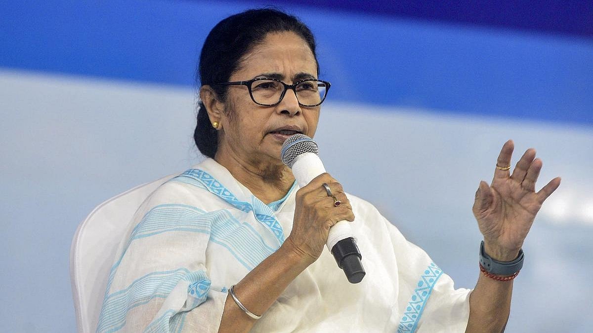 ”மோடி அரசு நீண்டகாலம் நிலைக்காது” - முதலமைச்சர் மம்தா பானர்ஜி திட்டவட்டம்!