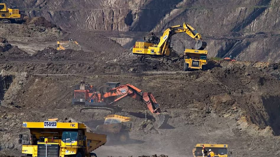 சுரங்கங்கள் முதல் குவாரிகள் வரை... மாநில அரசுக்கே வரி விதிக்கும் உரிமை - தீர்ப்புக்கு கி.வீரமணி வரவேற்பு!