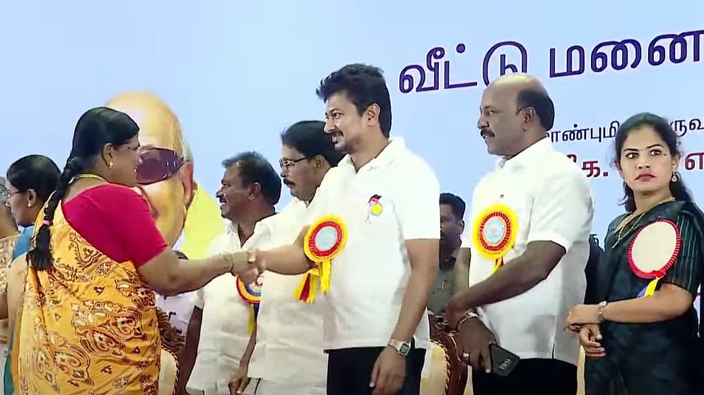 ”இந்தியாவிலேயே Number One மாநிலம் தமிழ்நாடு” : பட்டா வழங்கும் விழாவில் அமைச்சர் உதயநிதி பெருமிதம்