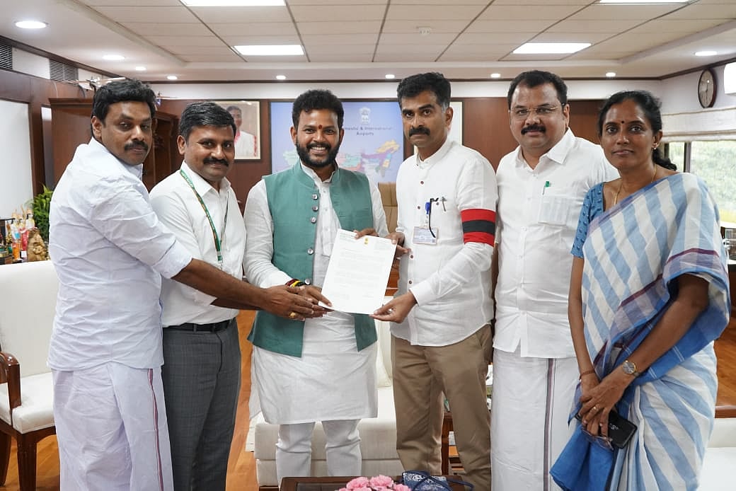 திருச்சி TO டெல்லி... ஒன்றிய அமைச்சரிடம் விமான சேவை கோரிக்கை வைத்த தமிழ்நாடு எம்.பி-க்கள் !