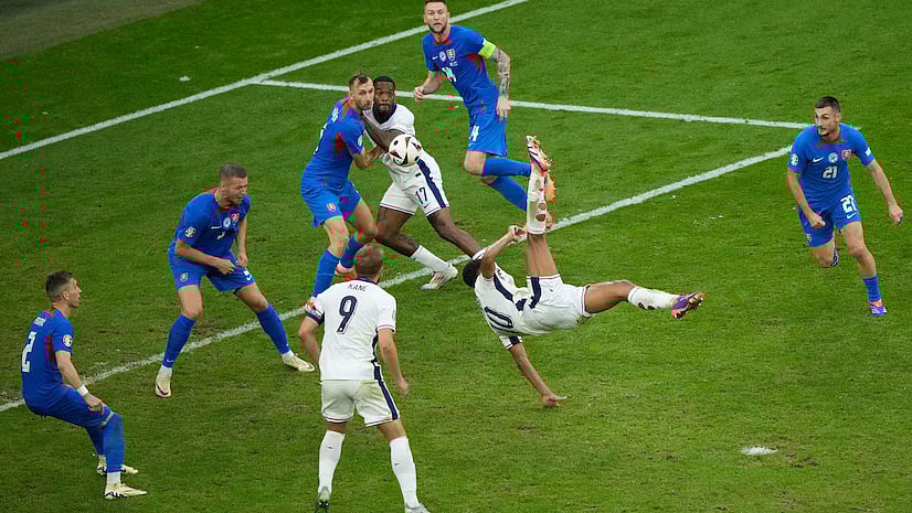 விறுவிறுப்படையும் EURO 2024 : வெளியேறிய நடப்பு சாம்பியன்... காலிறுதிக்கு முன்னேறிய நட்சத்திர அணிகள் !