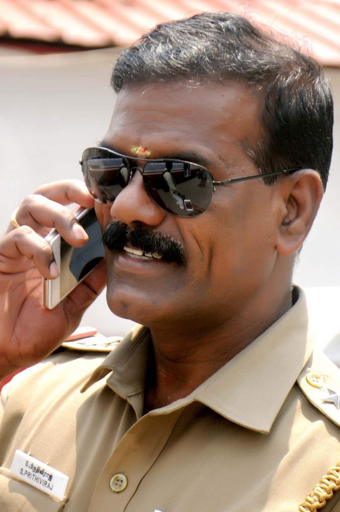 ரூ.100 கோடி நில மோசடி விவகாரம் : எம்.ஆர்.விஜயபாஸ்கரை தொடர்ந்து காவல் ஆய்வாளர் கைது !