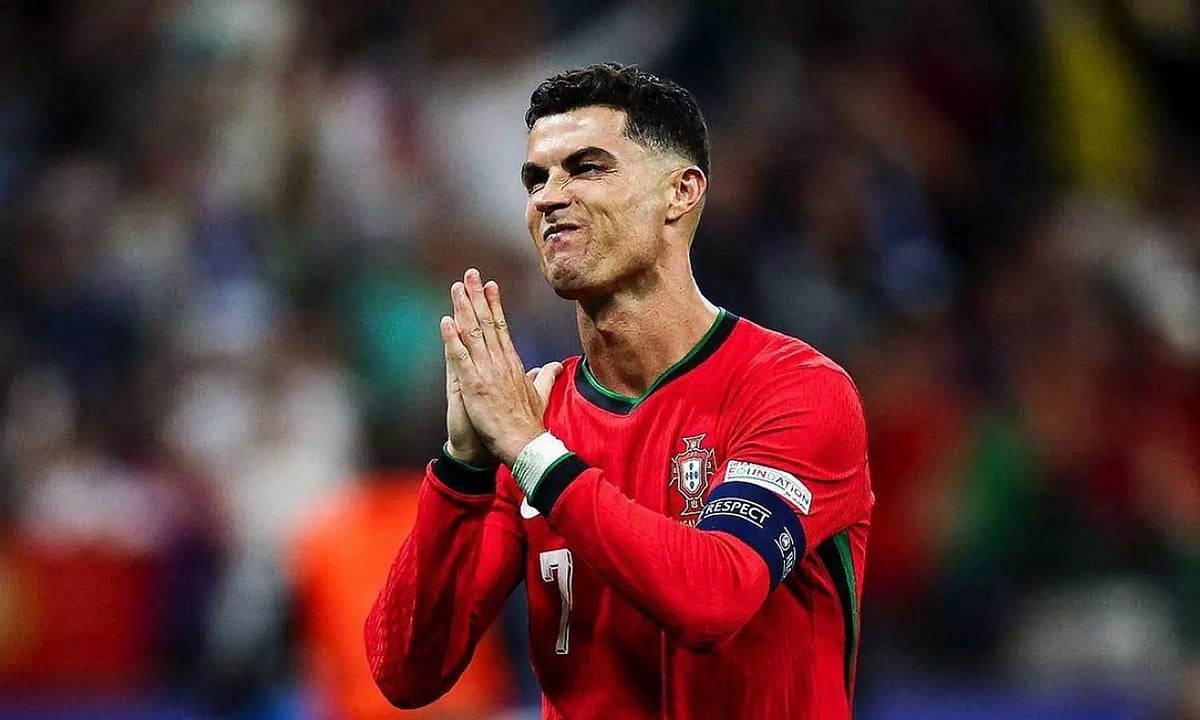 "இதுதான் எனது கடைசி யூரோ கோப்பை தொடர்" - ஓய்வு முடிவு குறித்து அறிவித்தார் ரொனால்டோ ! 