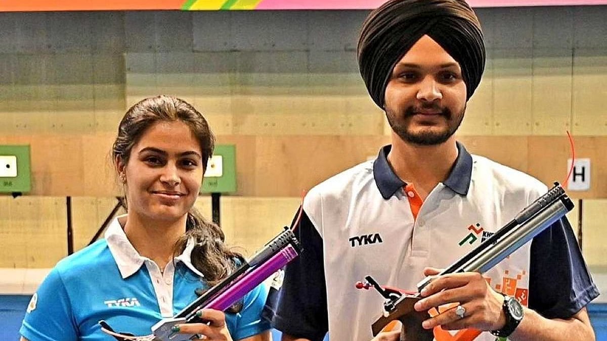 பாரிஸ் ஒலிம்பிக் : இரண்டாவது பதக்கத்தை வென்றது இந்தியா : இரு பதக்கங்களை வென்று சாதனை படைத்த மனு பாக்கர் !